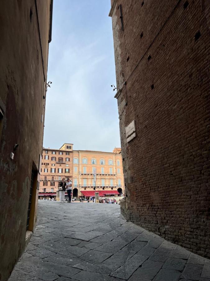 - A Pochi Passi Da Piazza Del Campo Appartamento Siena